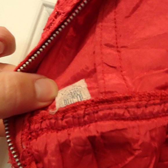 Vintage Jeanne D'Arc Lace Sheath Dress - Picture 11 of 11